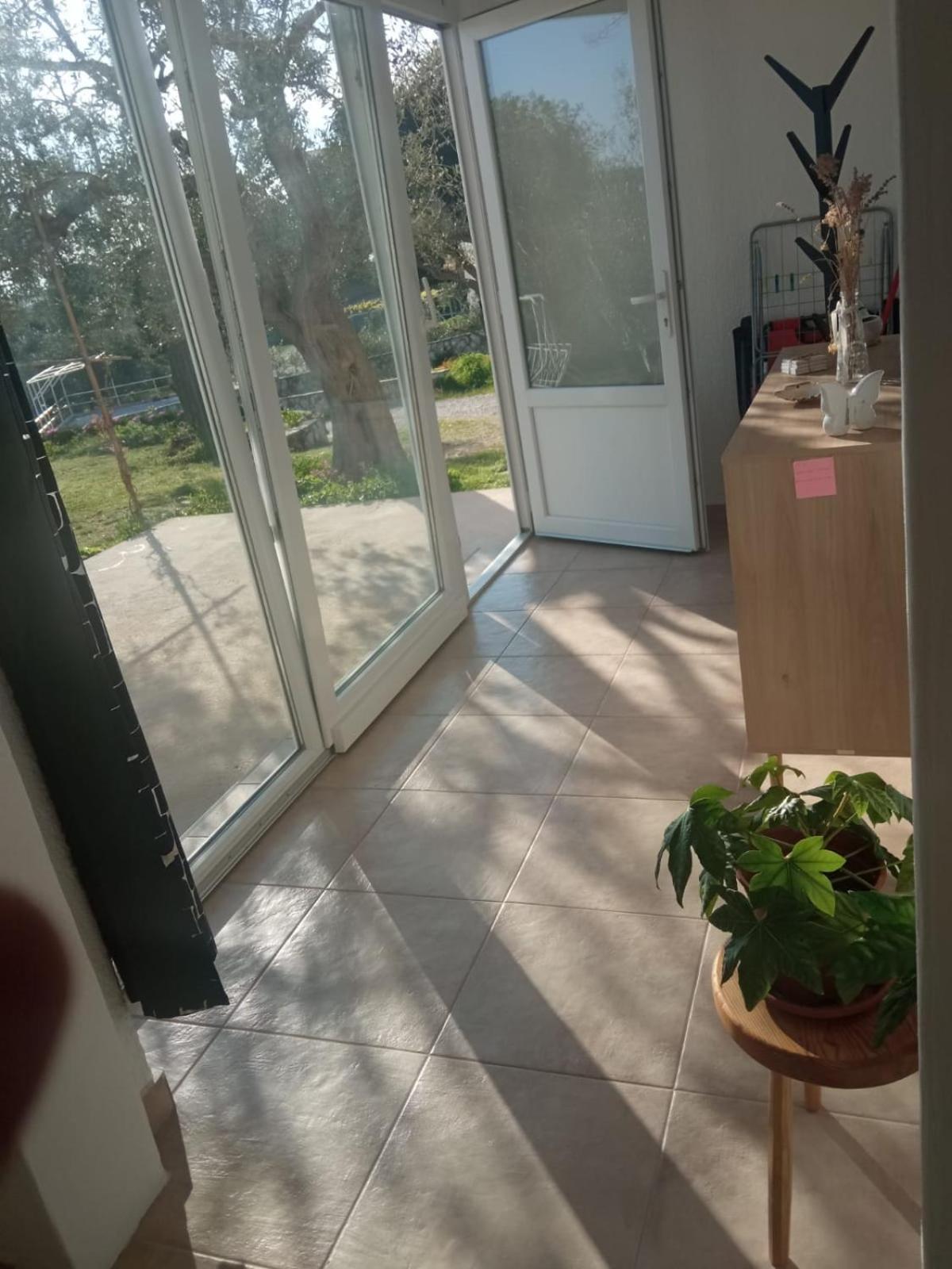 Apartments Sara Поседарье Екстериор снимка