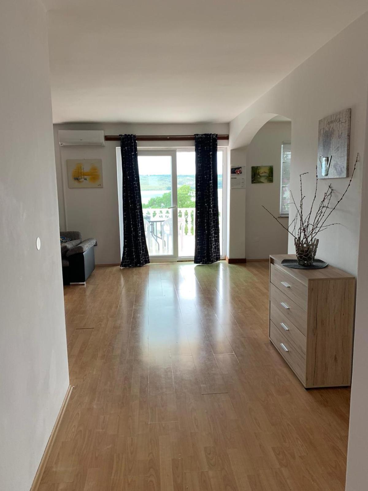 Apartments Sara Поседарье Стая снимка