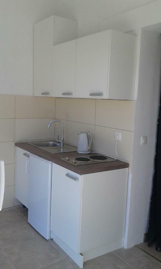 Apartments Sara Поседарье Екстериор снимка